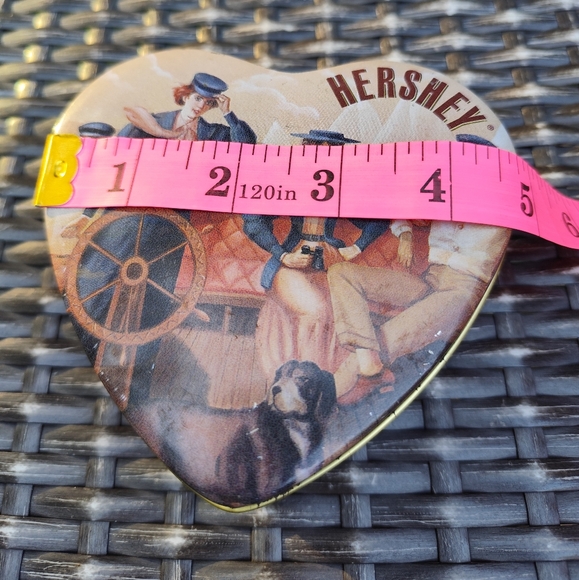 VINTAGE HERSHEY Solitaires HEART SHAPED TIN Rare - Picture 7 of 7